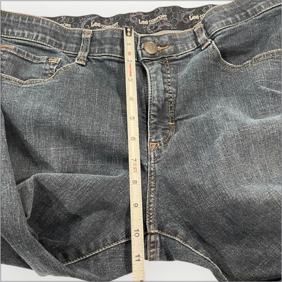 Lee Mid-Rise Jeans - Picture 6 of 16